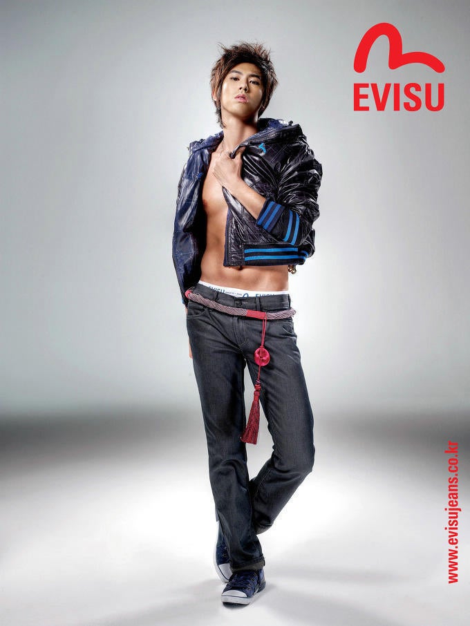 即決☆東方神起☆ユノ・ユンホ☆EVISU☆非売品 ポスカ 2枚 韓国