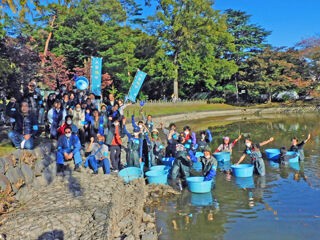 貸しボート復活へ、あすから池の水抜く 埼玉県営大宮公園 - 産経ニュース