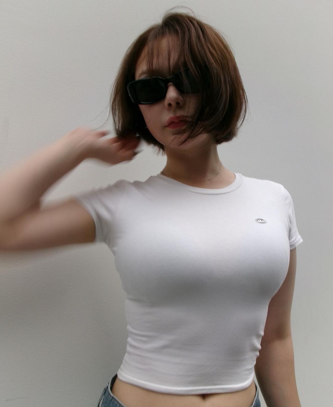 巨乳が立体裁断Tシャツを着る。すごい。 - Togetter [トゥギャッター]