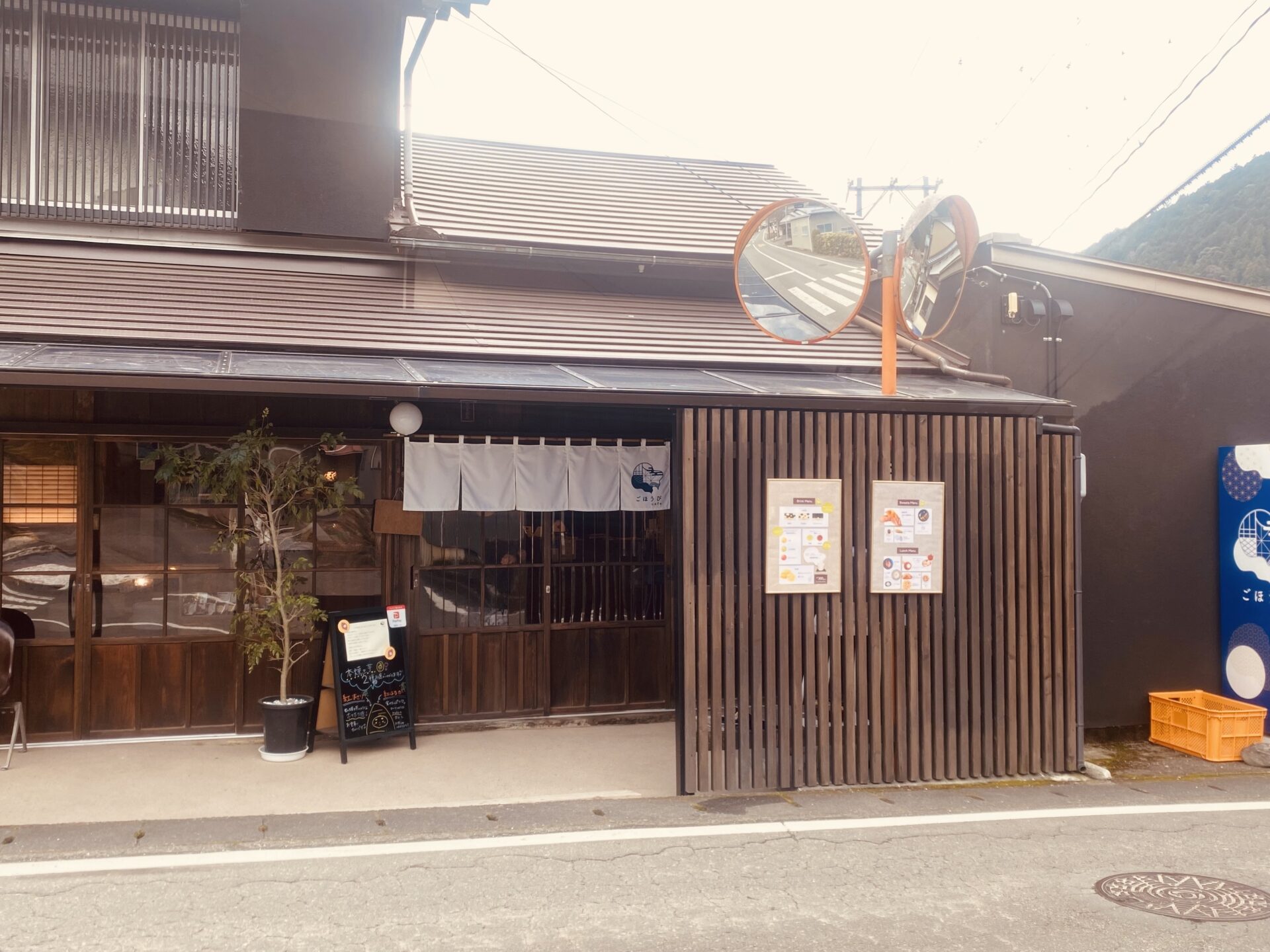 本家ごほうびSPA名古屋店〔求人募集〕 回春・性感エステ キスや受け身など、リスクのある粘膜接触は「ありません」