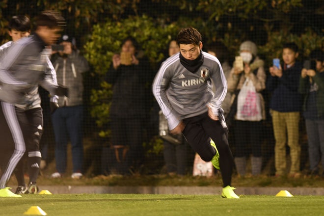 いつも、長友は太陽だ 今夜コスタリカ戦 サッカーＷ杯カタール大会：朝日新聞デジタル