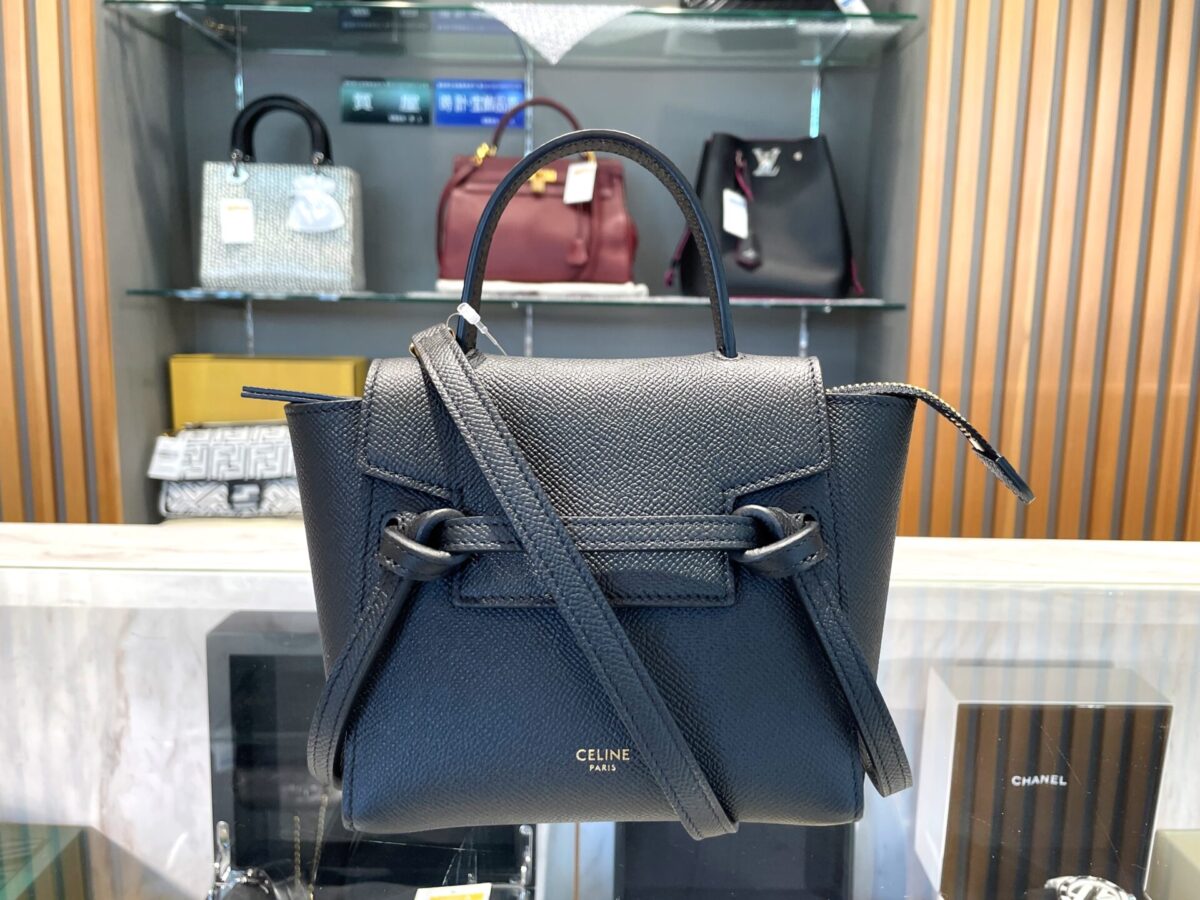 楽天市場】CELINE【セリーヌ】10B553BEL.38NO ラウンドファスナー長財布 レザー