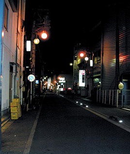 神保町「魚熊鮮魚店と立ち飲み ぼてふり」移転オープンした魚屋さんの立ち飲み居酒屋 | せんべろnet