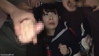 JK痴漢 ガチなリアル盗撮 被害者は3名のかわいい少女…【人気のドキュメンタリー映像】