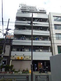 足立区いいねっ!! | 2年ぶりの北千住、勝専寺（通称、赤門寺の閻魔開き）の縁日やってます〜😂✨