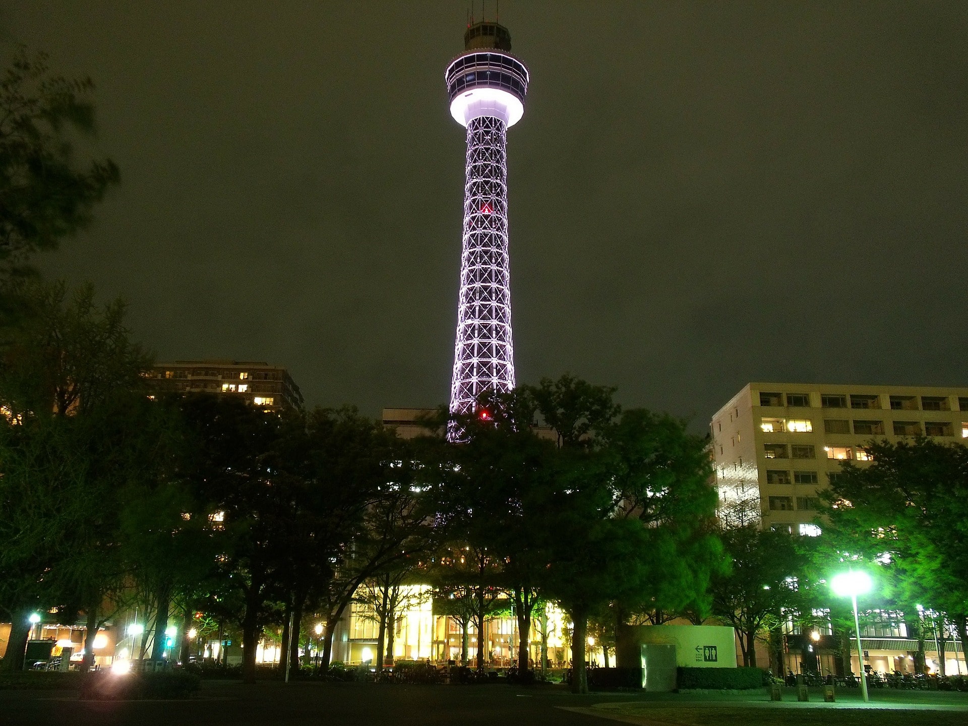 横浜ハプニングバーZONEに行ってみた！行く前の参考にどうぞ | エロジロウ！エロ・アダルトの総合メディア