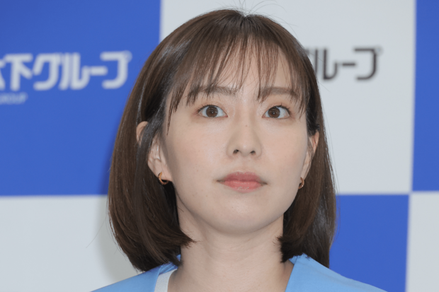 めちゃめちゃ女優オーラ！」石川佳純が綾瀬はるかとの共演CMで魅せた“ナチュラル感”に絶賛の嵐！「全く見劣りしない…凄すぎ」 | THE DIGEST