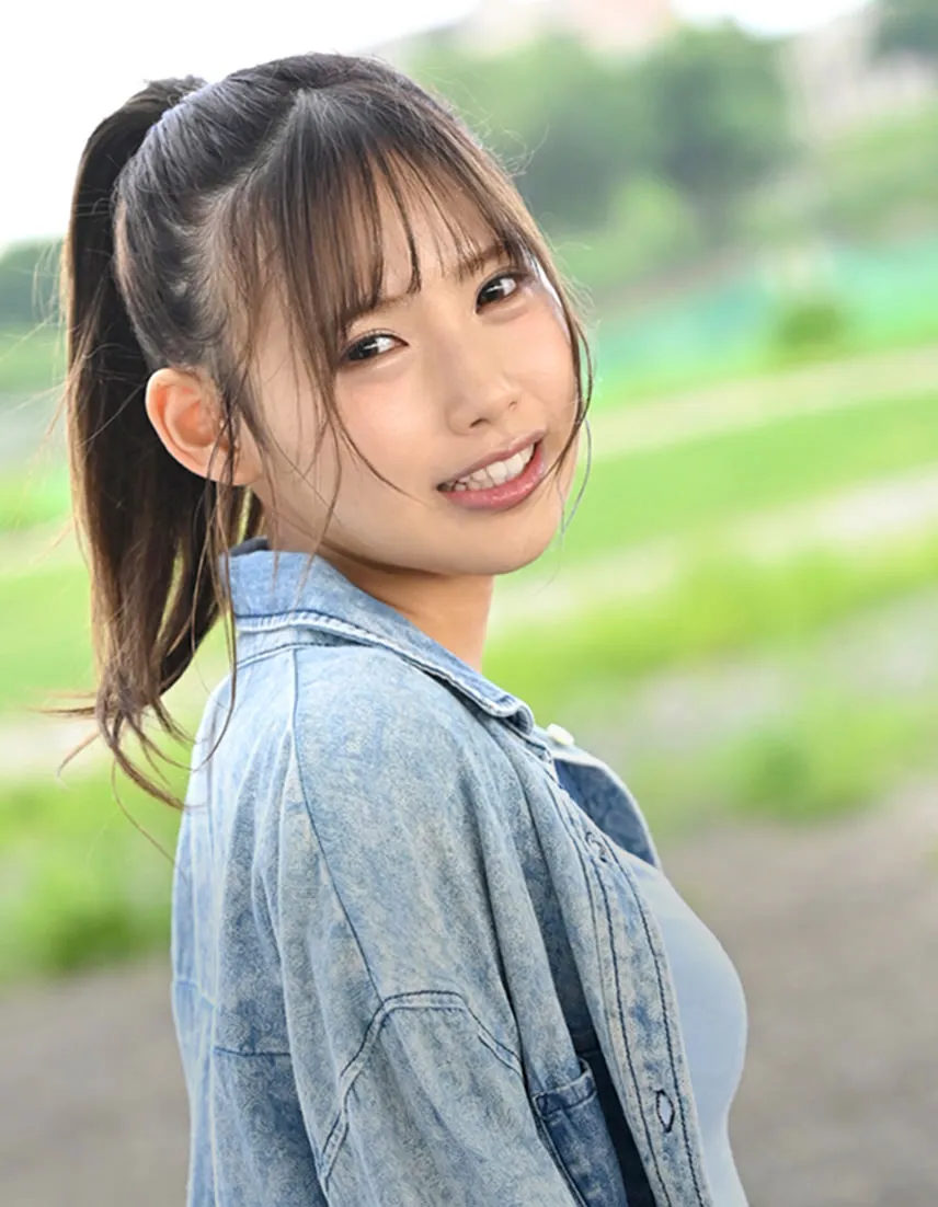 スーパーお嬢様【RARA】現役上場企業の秘書 AV女優デビュー |