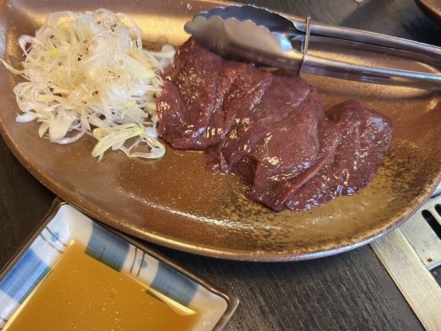 肉塊エアーズロックに圧倒！鉄板焼き・もんじゃ・お好み焼き“はるのや赤羽店” : こぶろぐ