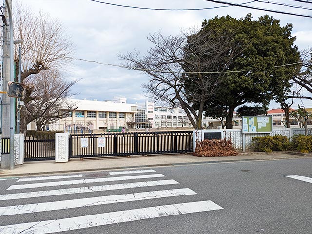 桜台小学校／総合教育センター