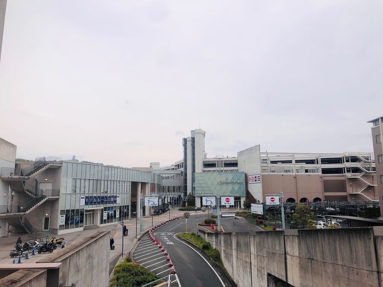 福岡市東区】楽しい空間が広がる「ペットショップ ワンラブ」♪ ワンちゃん猫ちゃんたちが、広々ケージで新しい家族との出逢いを待っています♪ |