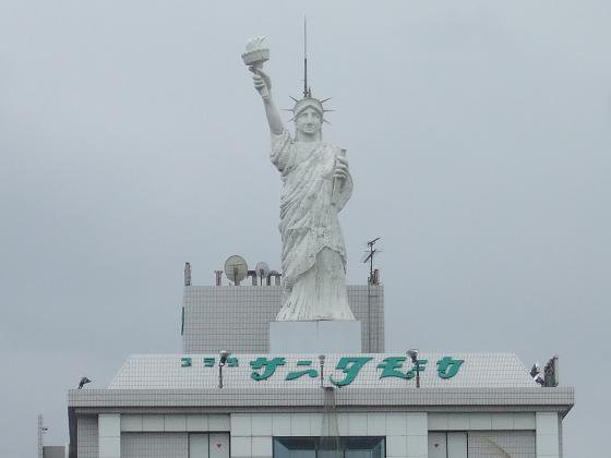 激安宿】沖縄本島最大級！沖縄市「比屋根七丁目」の芋臭いホテル街が笑える件 - 新日本DEEP案内