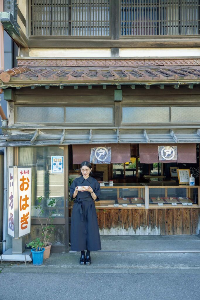 戸水にオープンした高級食パン専門店『乃木坂な妻たち 金沢店』で『豊潤な妻』とカフェメニュー『あんトーストセット』食べてみた。 :