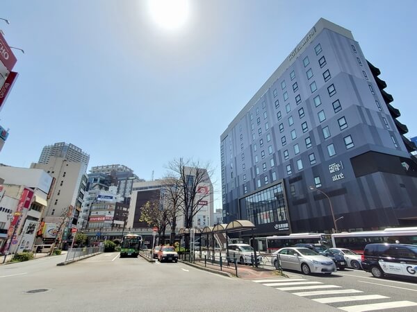 五反田ランチ🍜🥢 五反田「八光」で至福のラーメン体験✨ 写真のとおり、透き通るスープに手打ち麺が美しい一杯🤤