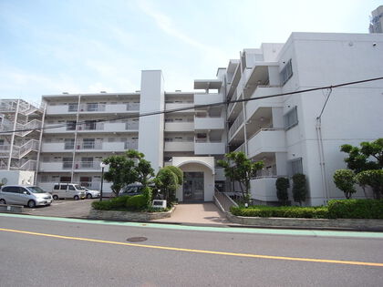 東村山市】みんなの宝物「くめがわ電車図書館」その車体が美しく保たれる秘密 | イマタマ特派員