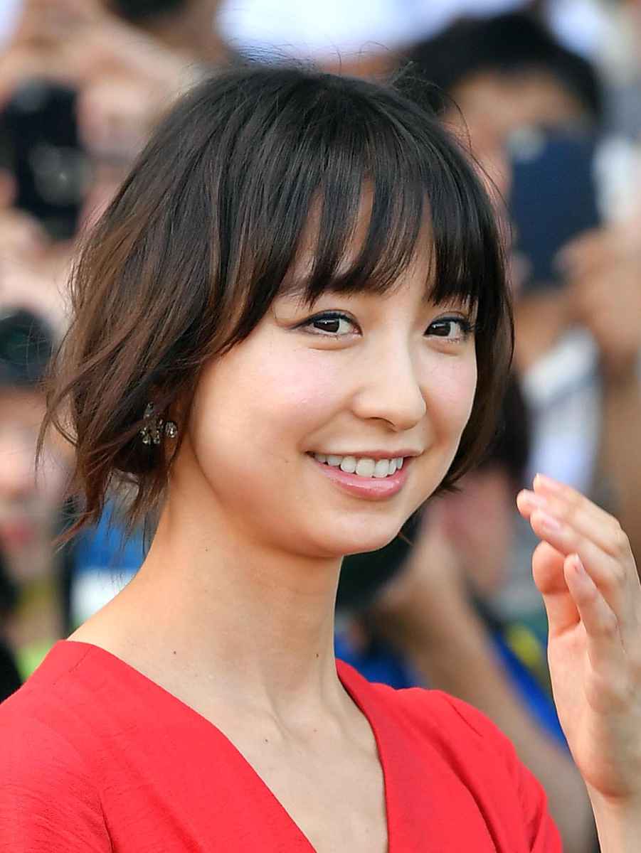 勝ち組” 板野友美と離婚で “負け組” 篠田麻里子…元AKB48トップアイドルの残酷すぎる落差