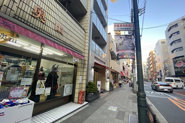 日暮里駅の橋から、連続通過する無数の列車を撮影！』日暮里・西日暮里(東京)の旅行記・ブログ by tadさん【フォートラベル】