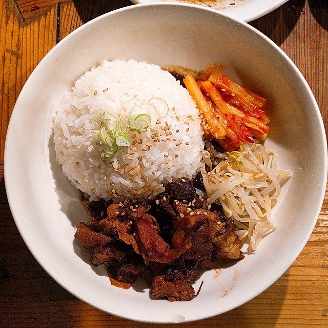 肉人」希少部位多数でリーズナブル！どうもここが下北沢で最高の焼肉屋かもしれない : No