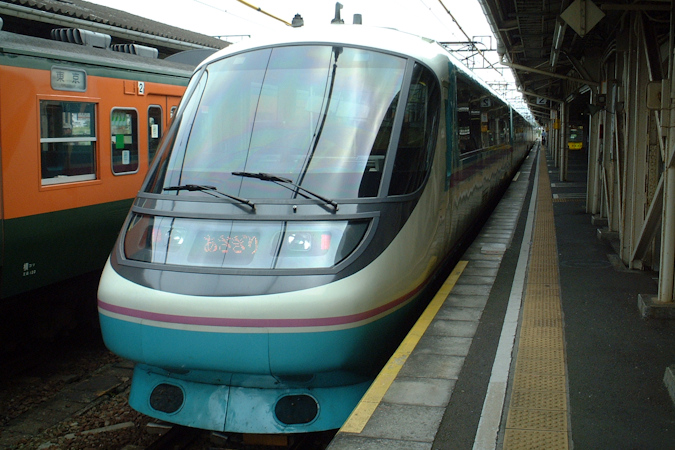 沼津駅に当社看板が登場